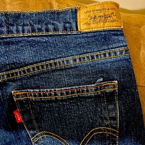 Womens levi jeans